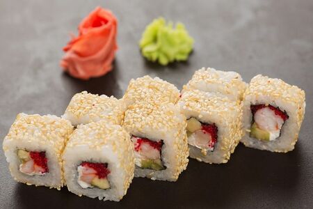 Ролл Одзаки