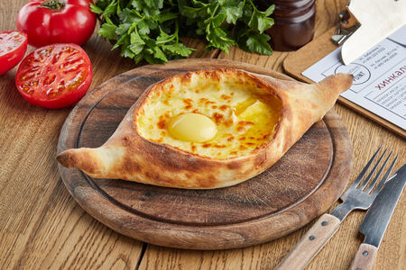 Хачапури по-аджарски