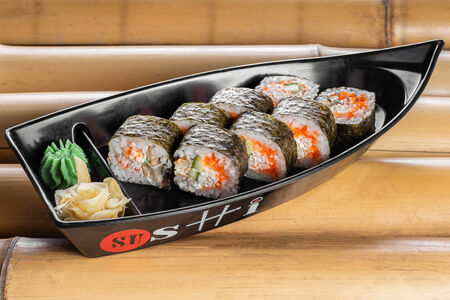 Ролл Кани-унаги тобико