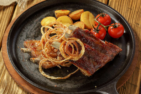 Свиные ребрышки