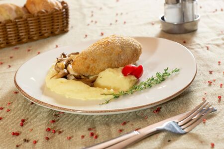 Котлета по-киевски