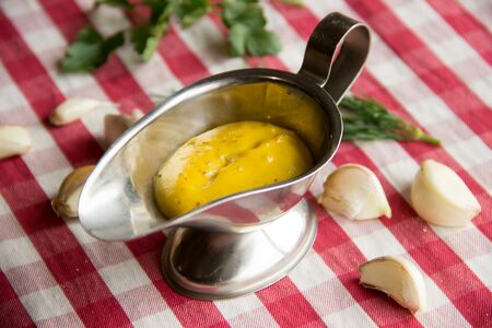 Горчица сладкая