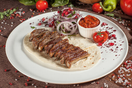 Шашлык из бараньих ребрышек семечки