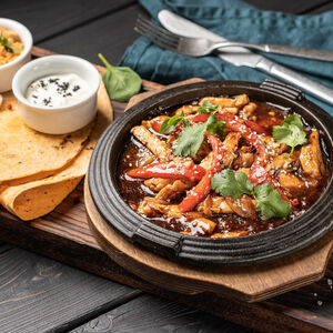 Фахитас с телятиной и мексиканской лепешкой