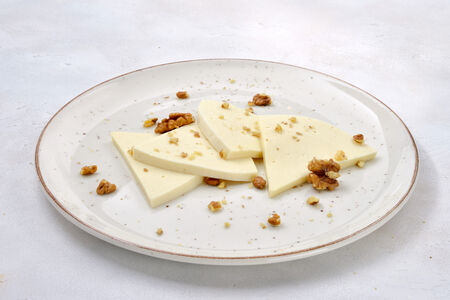 Сыр Сулугуни