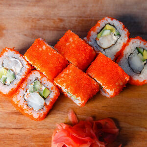 Ролл Калифорния с креветками