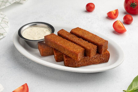 Чесночные гренки с соусом Тартар