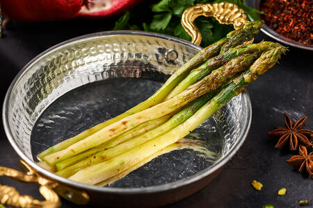 Спаржа на гриле