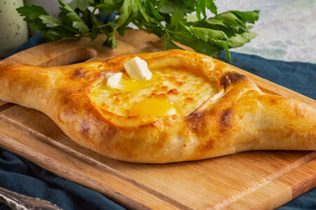 Хачапури по-аджарски