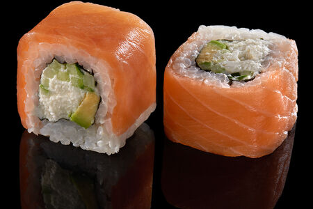 Ролл Филадельфия с лососем