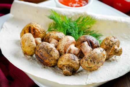 Шампиньоны