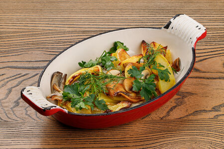 Картофель, жаренный с грибами