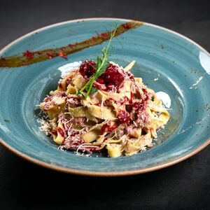 Паста с телятиной и грибами шиитаке