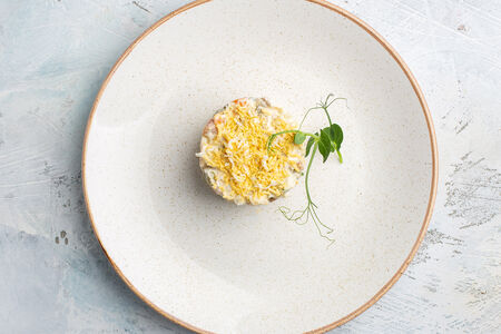 Салат Оливье с копчёным цыпленком