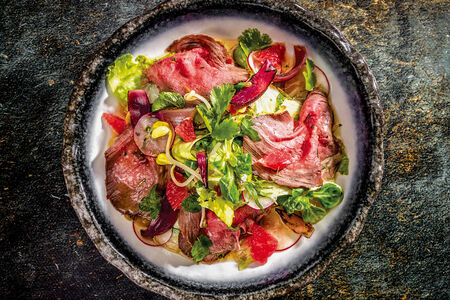 Ростбиф-салат с грейпфрутом