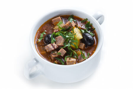 Солянка мясная с картофелем