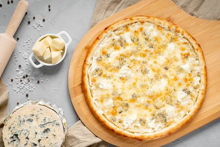 Пицца Кватро формаджи