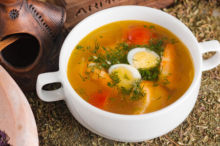 Уха по-царски из семги с креветками