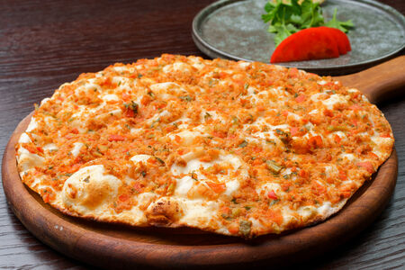 Лахмаджун с бараниной