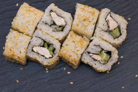 Ролл Рулет с креветкой