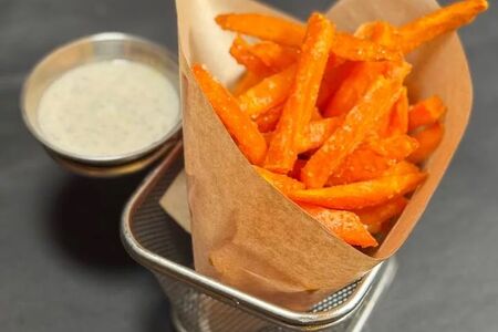 Батат фри с трюфельным соусом 