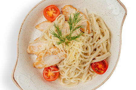 Домашняя лапша с куриным филе детям