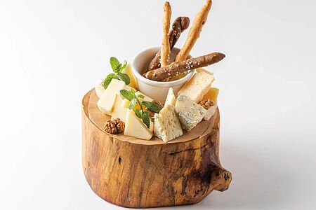 Ассорти итальянских сыров