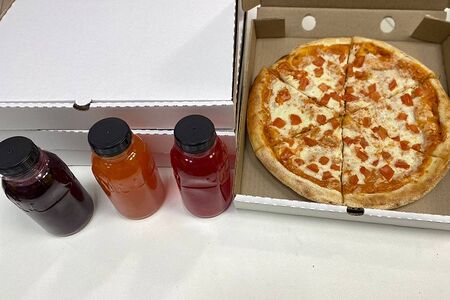 Комбо №5 ( пицца и напитки) 