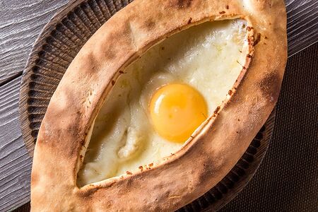 Хачапури по-аджарски