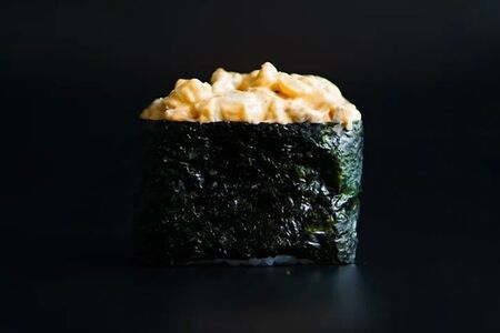 Гункан с угрем