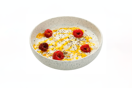 Каша рисовая с малиной