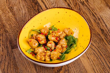 Попкорн из лангустин в соусе сладкий чили