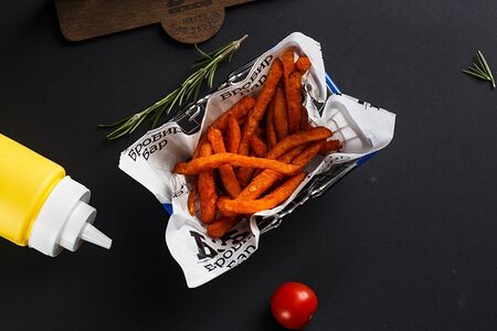 Фри Батат с соусом Блю Чиз