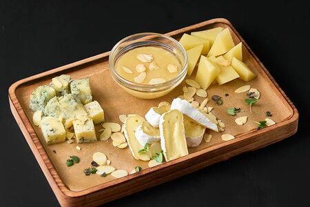 Сырное плато