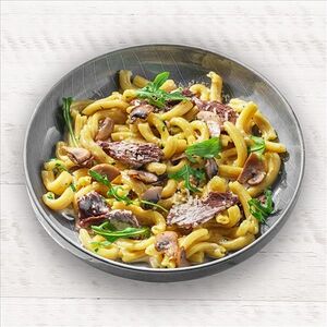 Паста Казаречче с томлеными щечками