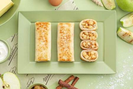 Блины с яблоком