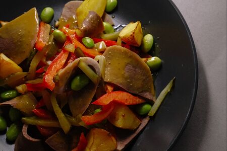 Салат с языком