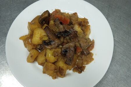 Жаркое с грибами