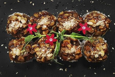 Ролл тартар с угрем