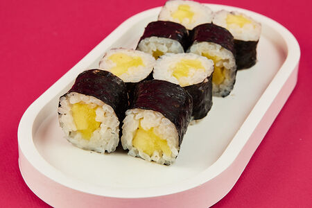 Маки с манго