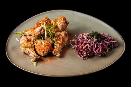 Крылья Том Ям с зеленью