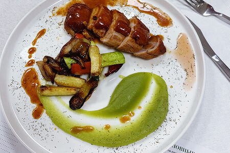 Утиная грудка на гриле