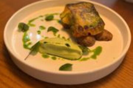 Жареное филе судака с картофелем бейби