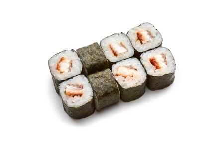 Маки с угрем