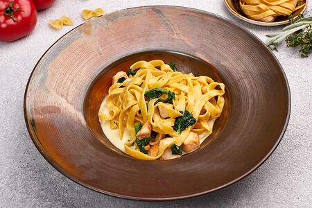 С лососем и овощами