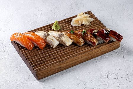 Сет Суши(8)(Лосось2, Масляная2, Угорь2, Треска2)