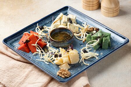 Сырное плато