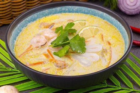 Суп пряный с морепродуктами