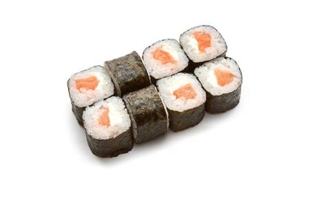 Маки с лососем и сыром