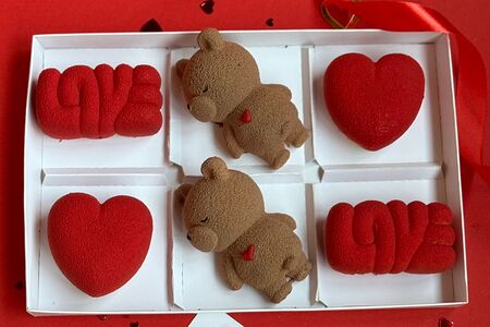 Муссовые пирожные с мишками